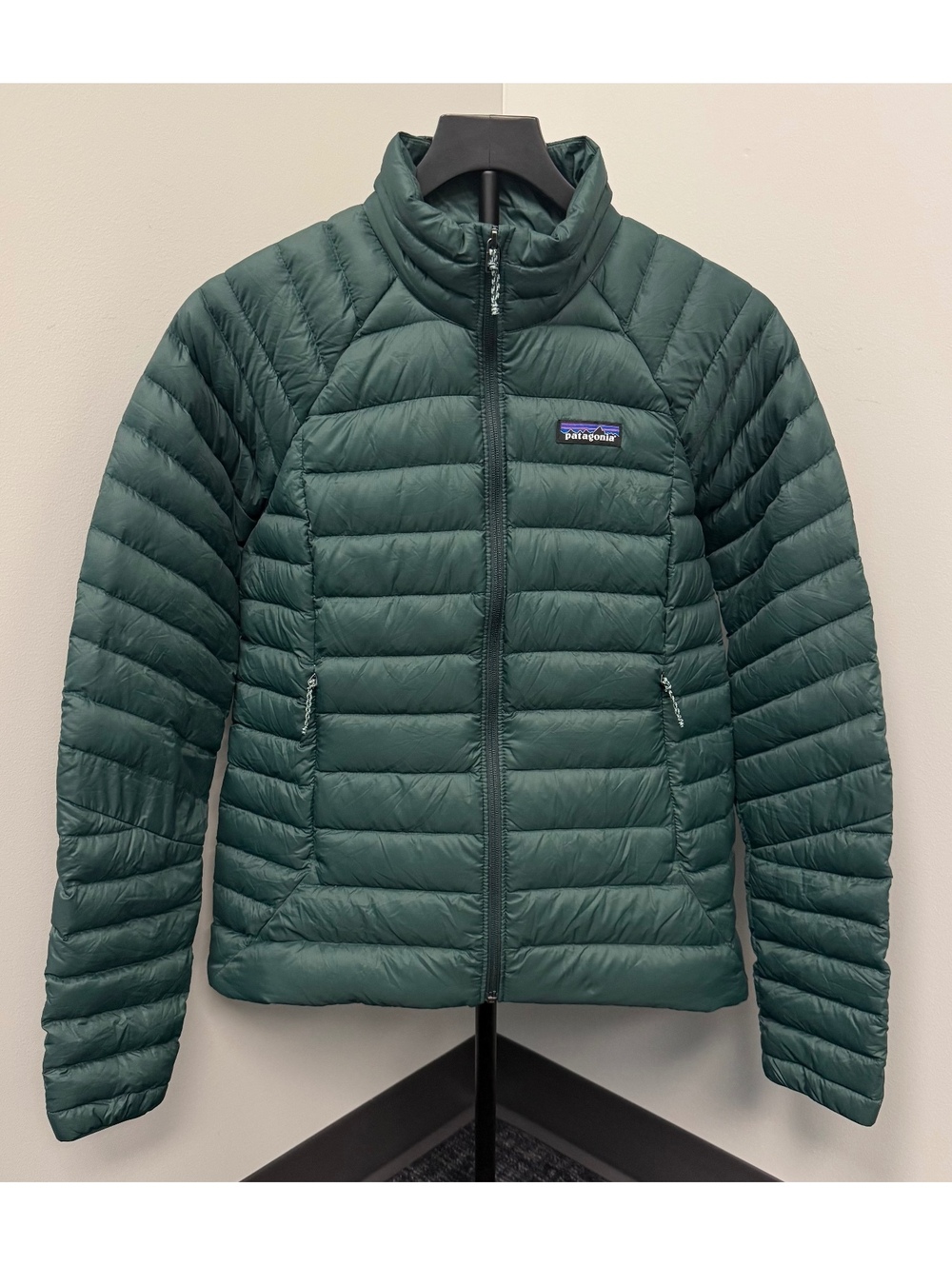 Patagonia Women’s Size Small Goose Down Sweater Cascade Green Full Zip Jacket!